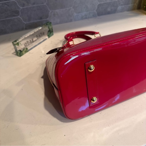 Louis Vuitton Vernis Alma MM Rose Indian - Picture 10 of 14